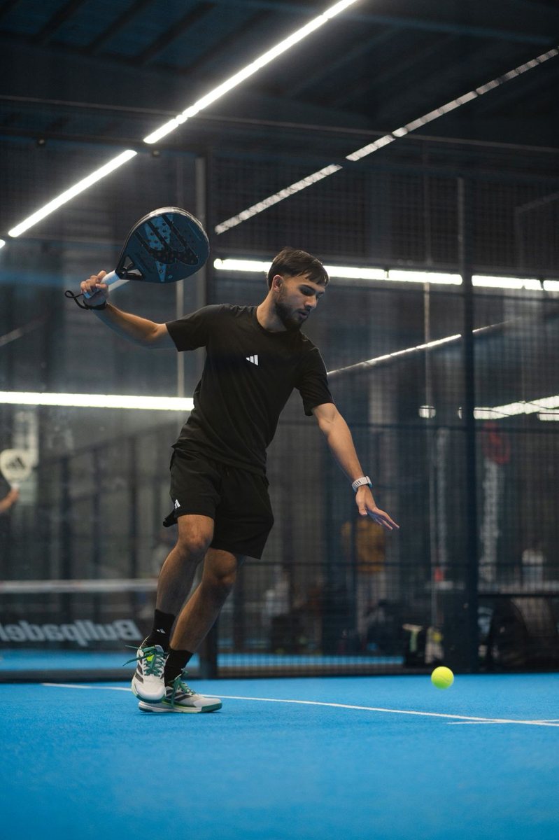 Isa Choonara coaching padel at 10by20 Vaal